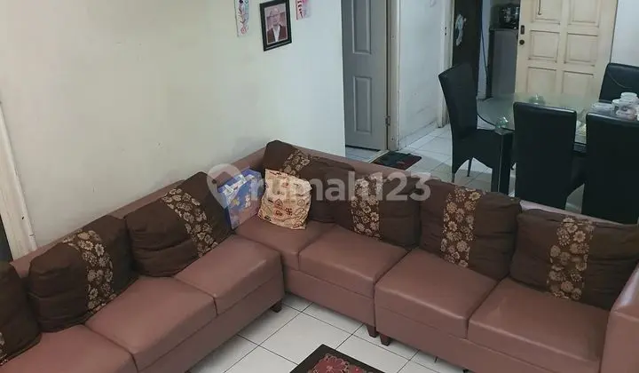 Dijual Cepat Rumah Luas 160 M2 di Taman Golf Modernland