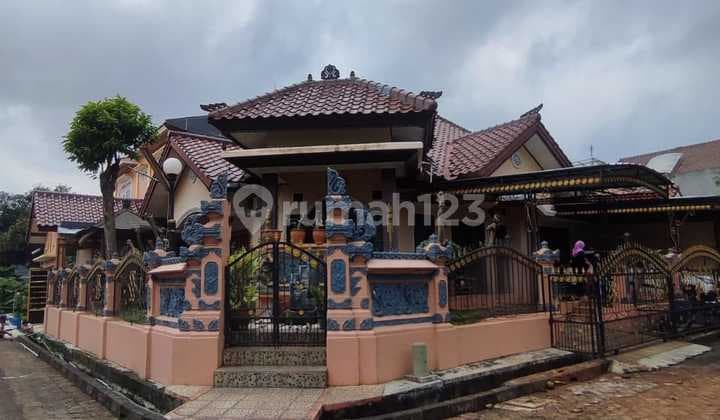 Dijual Cepat Rumah di Pinggir Jalan Raya Palem Semi Karawaci