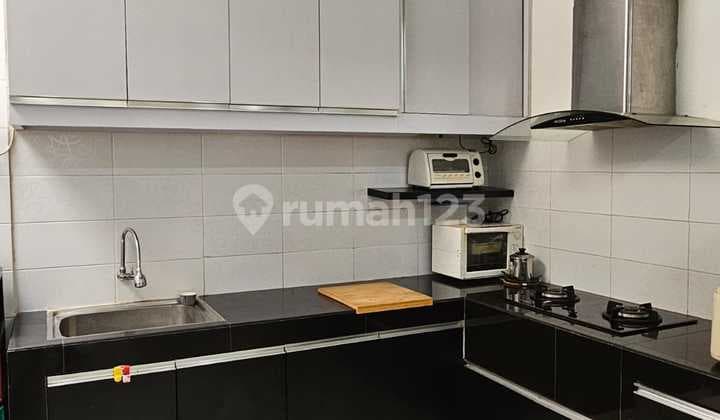 For Quick Sale: Taman Royal House 90M2 Near Toll Road & Tangerang Station