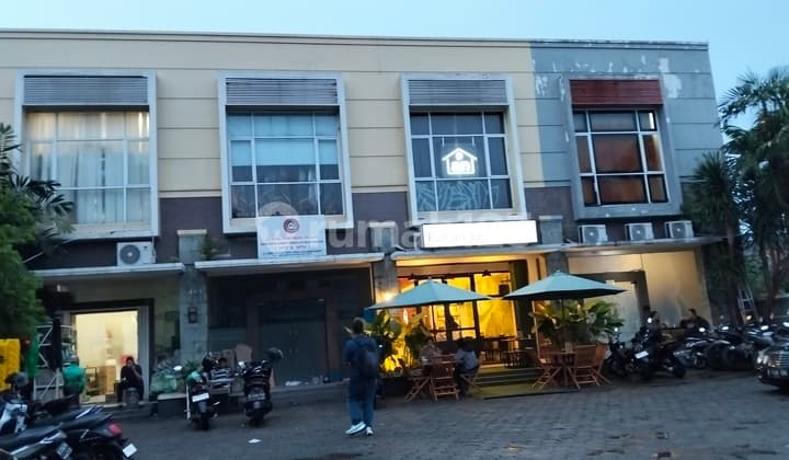Lebak Bulus Area Parkir Luas 5 Menit Ke Mrt Fatmawati