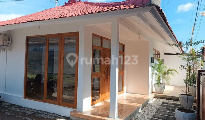 Di Jual Rumah Cantik Dekat Airport Ngurah Rai Tuban