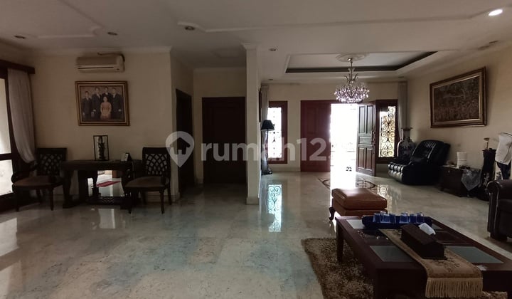 Di Sewa Rumah 2 Lantai Di Tomang, Ukuran Besar Cocok Untuk Hunian Atau Kantor