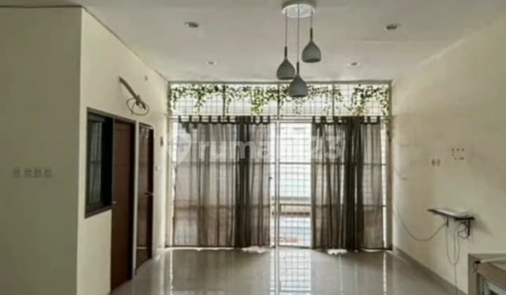 Di Sewa Rumah 2lantai Di Sunter, Dalam Komplek, Aman Dan Nyamab