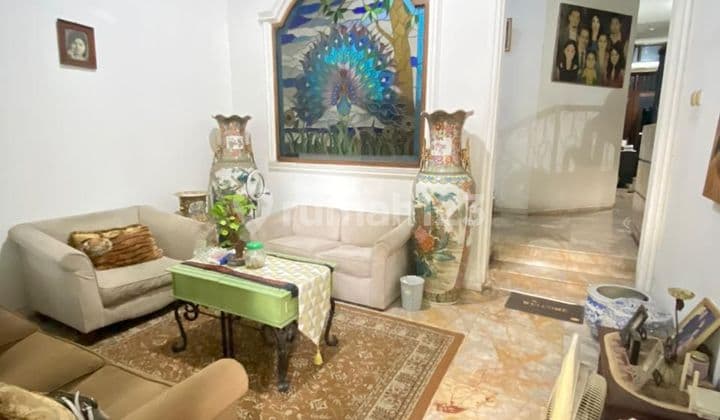 Di Jual Rumah 2 Lantai Di Kebayoran Baru, Dekat Ke Sudirman Scbd Dan Senayan City