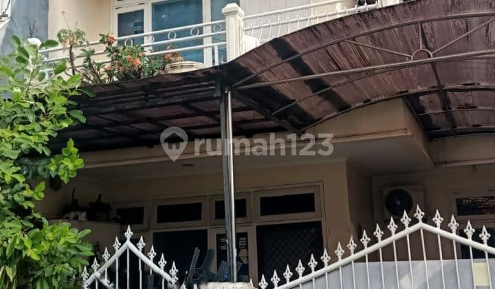 Di Jual Rumah 2 Lantai di Benhil, Bisa Langsung huni atau Renov untuk Kos"an. Surat On hand