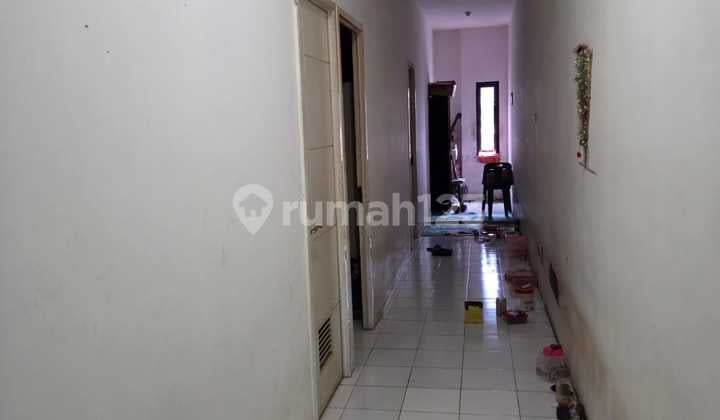 For Quick Sale: 3-Storey Shop House on Jalan Kresek Raya, Jakarta