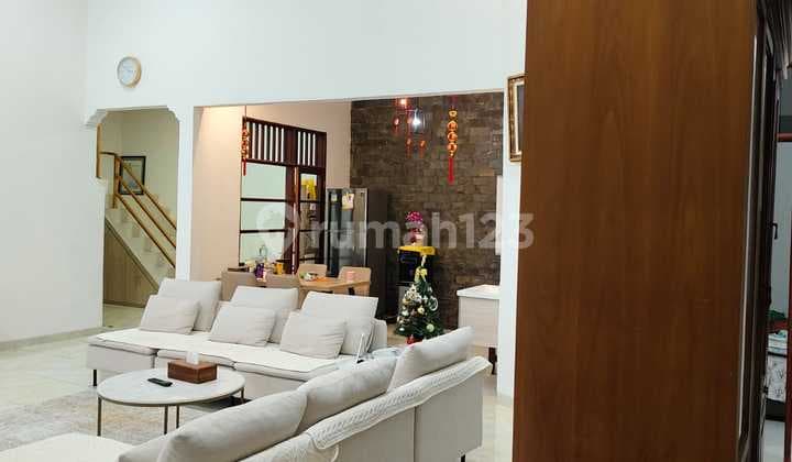 Dijual Rumah 2 Lantai di Kemang Pratama Bekasi