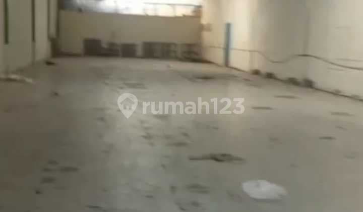 DISEWAKAN GUDANG DI KARAWACI TANGERANG UKURAN 400M2