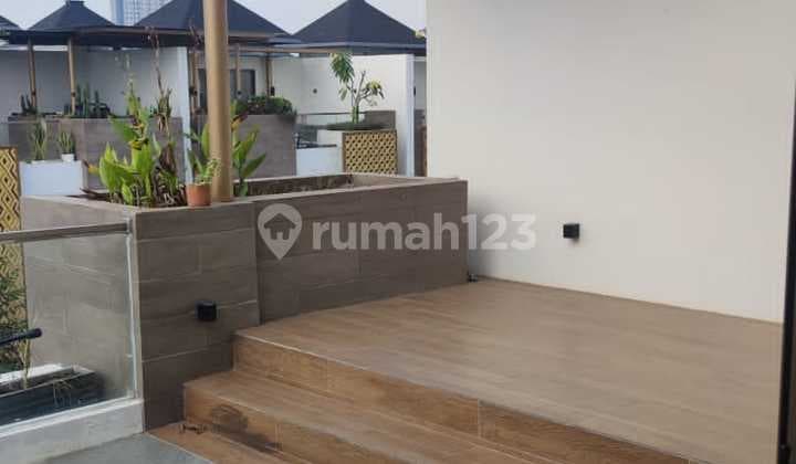 DIJUAL RUMAH 3 LANTAI PERUMAHAN PURI HERITAGE 11 TYPE 7