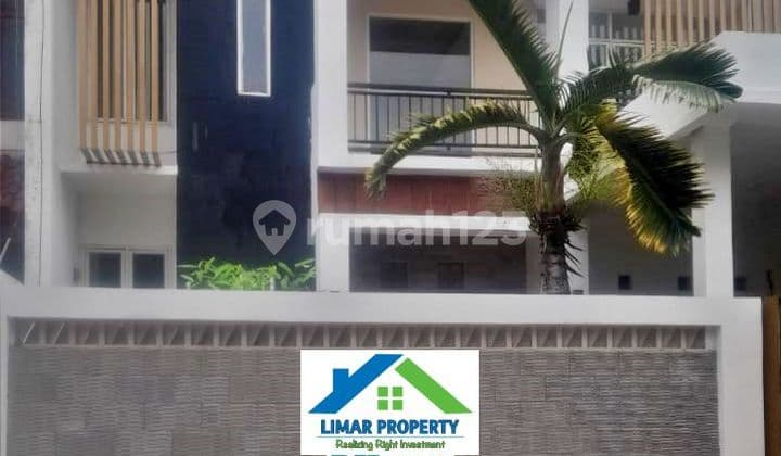 Rumah 2 Lantai Harga Bagus Siap Huni Di Raffles Hills Cibubur