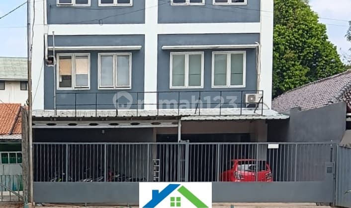 Ruko 3 Lantai Pinggir Jalan Raya Leuwinanggung Harga Bagus