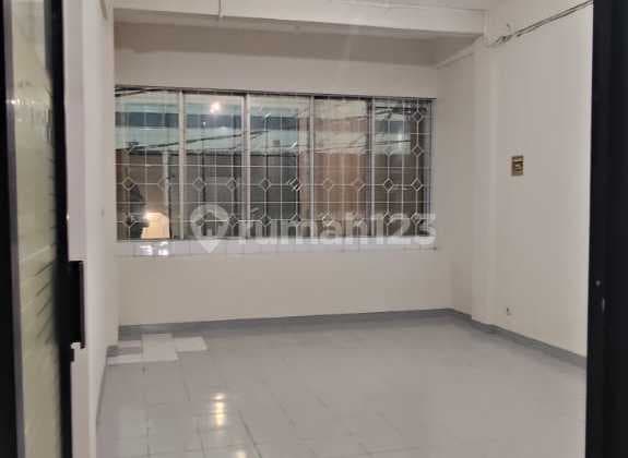 Disewakan Ruko 3 Lantai, Lokasi Strategis, Di Harmoni Cimone Tangerang