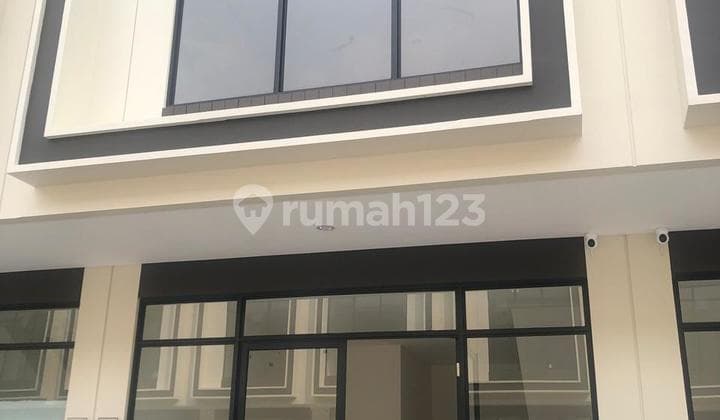 For Rent New Brand New Shop House, Strategic Location, In Sorrento Grande West Gading Serpong