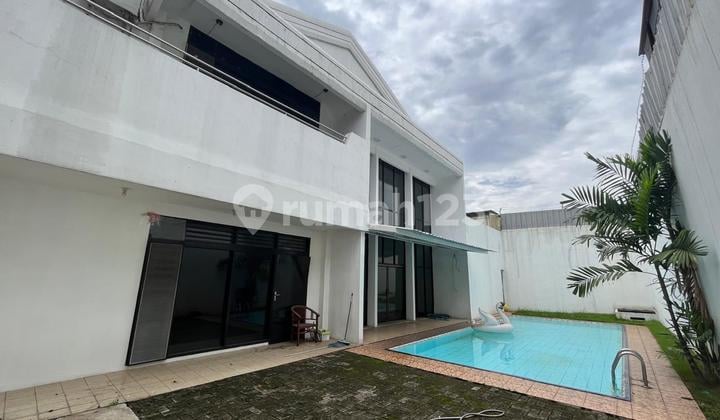 Rumah Mewah Siap Huni Ada Pool Senopati Senayan Luas 702m
