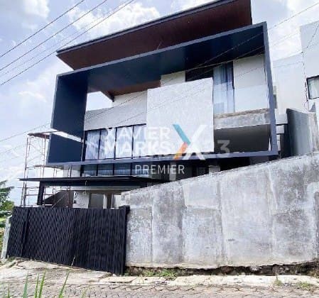 I101 Vila Luxury Aesthetic Tropical Modern Dekat Banyak Wisata Kota Batu