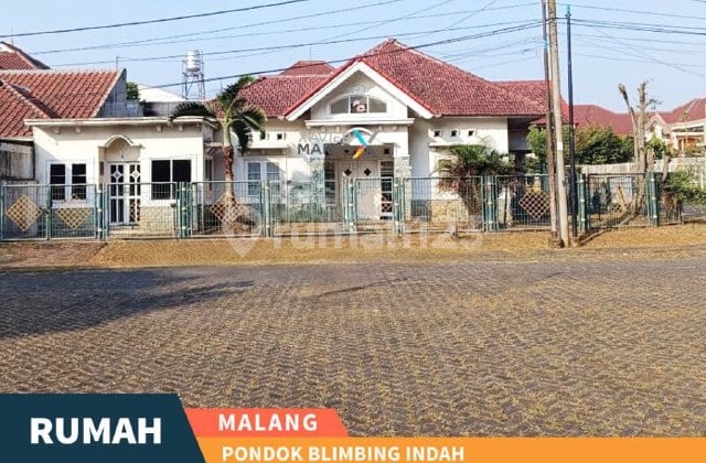 K223 For Sale / For Lease Strategic House, Corner Position in the Front Block of Araya