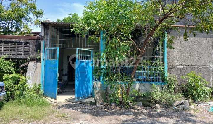 Warehouse for Sale in Lik Kaligawe Semarang, Strategic Location