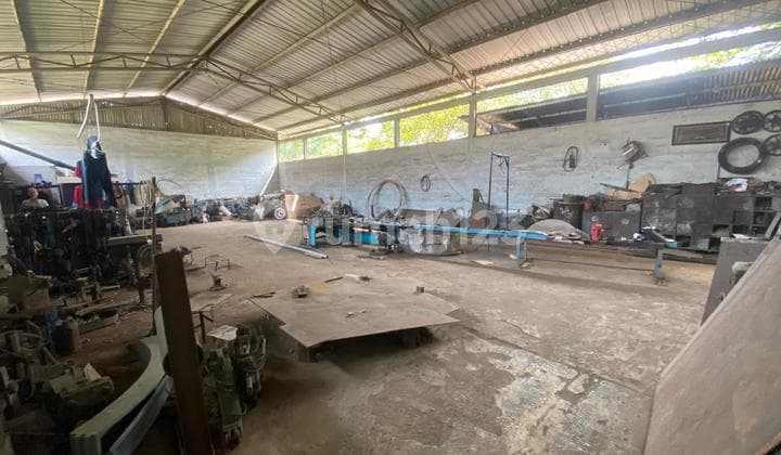 Lahan Luas Letak Strategis di Jalan Raya Semarang Kendal