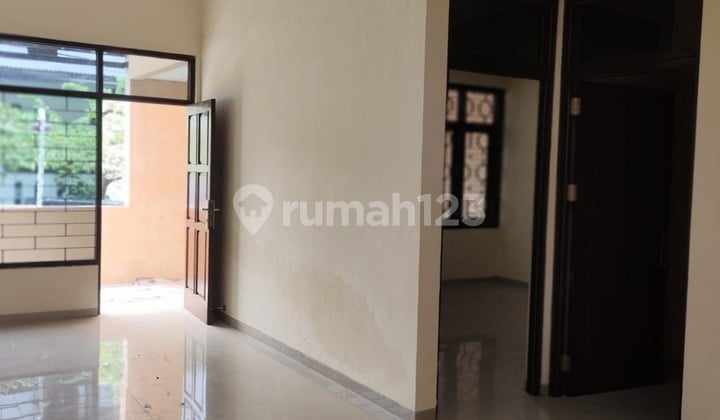 Rumah Bagus Siap Huni Startegis di Tanah Mas
