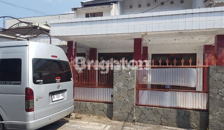 RUMAH SIAP HUNI DI DEKAT RS DR OEN KANDANG SAPI SOLO