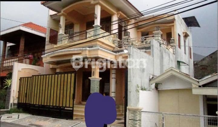 RUMAH 2 LANTAI DI PERUM OTAWA DEKAT SOLO BARU