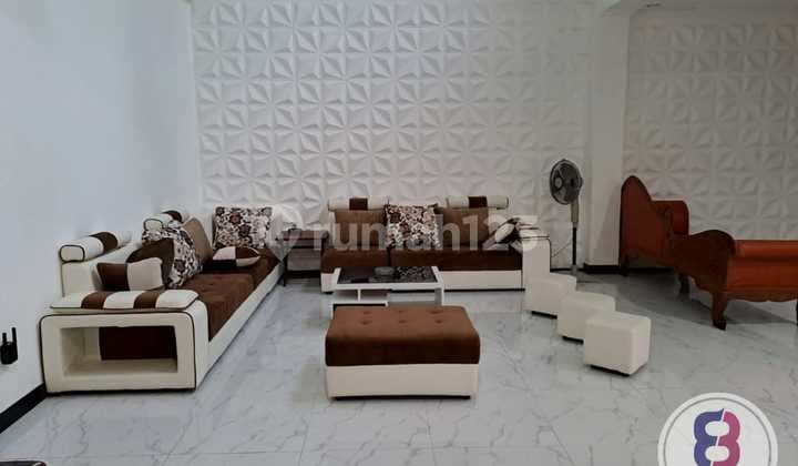 Rumah Rapih 2 Lantai di Kav.dki Jakarta Barat