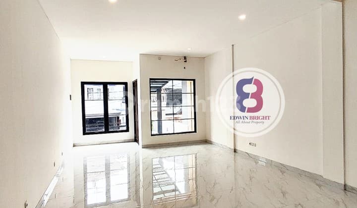Rumah Baru 3 Lantai Cozy Ada Rooftop di Bintaro Jakarta Selatan
