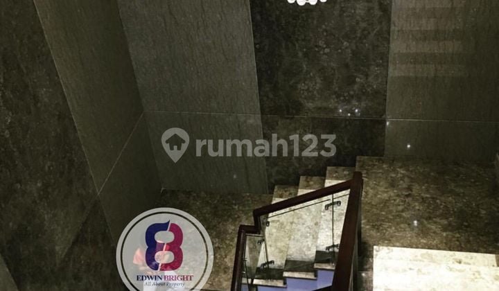 Rumah Mewah di Perumahan siap huni diJatiwaringin Jakarta Timur