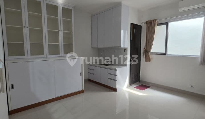 Jual Cepat Rumah Murah 2,5 Lantai Full Renov dan Semi Furnish - Cluster Mississippi L8 Jakarta Garden City, Cakung 029