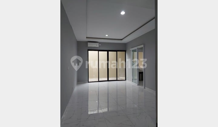 Disewa Cepat! Rumah Cluster Thames Jgc - Sudah Renovasi & Siap Huni "Hanya 51 Juta/Tahun" 028