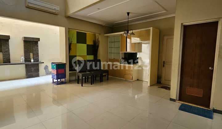 Rumah Hoki 2 Lantai Blok Depan Metro Permata 1