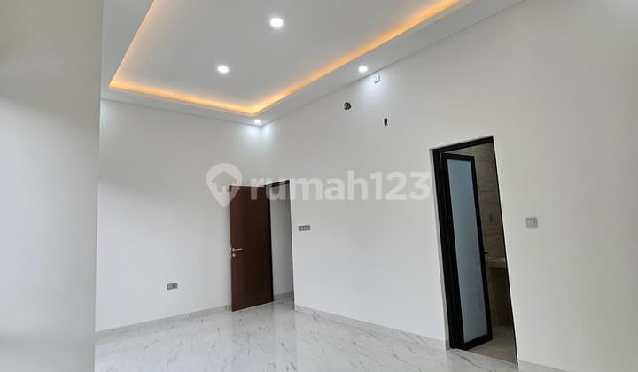 Rumah Baru 2 Lantai Metro Permata 1
