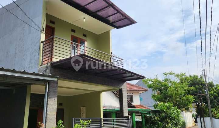 Disewakan Per Tahun Lingkungan dan Rumah Bersih