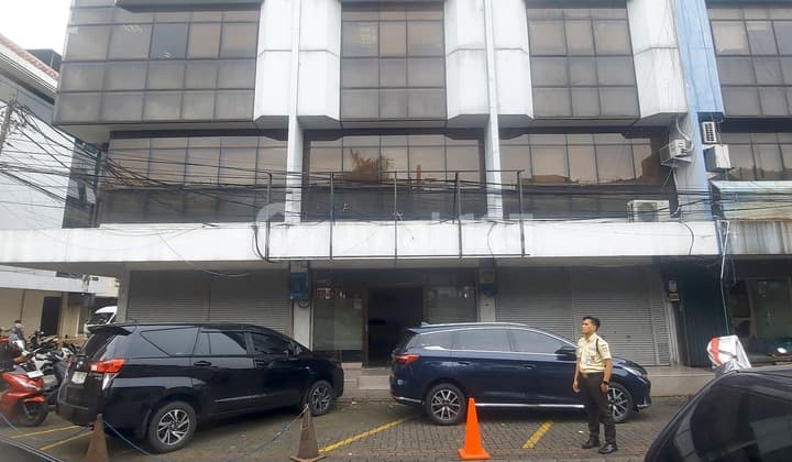 Disewakan Ruko 2 Lantai Per Tahun