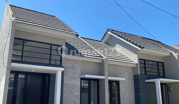 Rumah Dekat Merr Surabaya Fasum Kolam Renang Murah