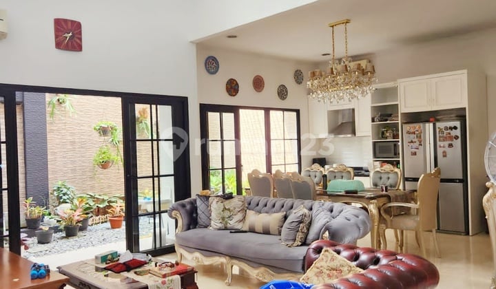 Rumah Kemang Dalam Town House Siap Huni