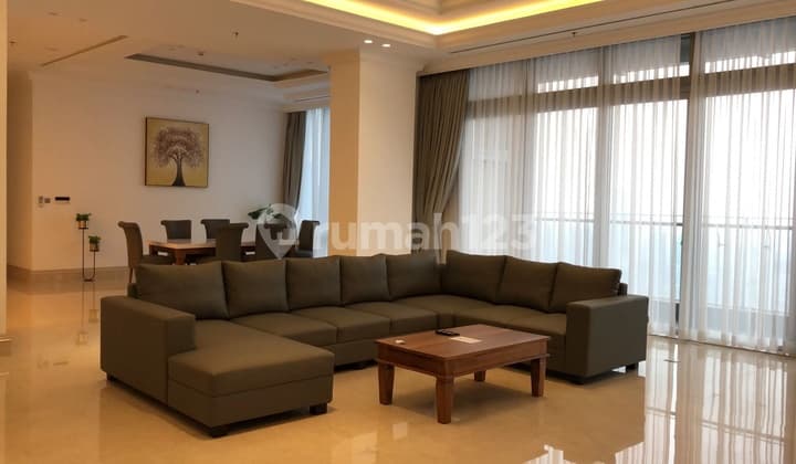 Nice And Spacious Apt With Complete Facilities At Raffles Res