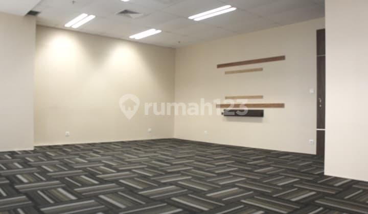 Spacious Office Space With Strategic Location At Sahid Sudirman Center