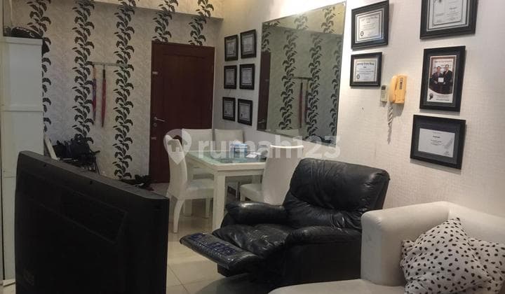 Nice 3BR Apartment with Strategic Location At Marbella Kemang
