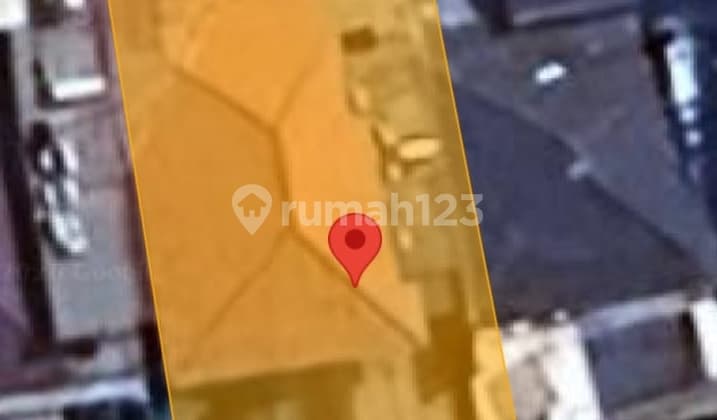 Rumah Hitung Tanah dengan Lokasi Strategis di Prime Area Keb Baru