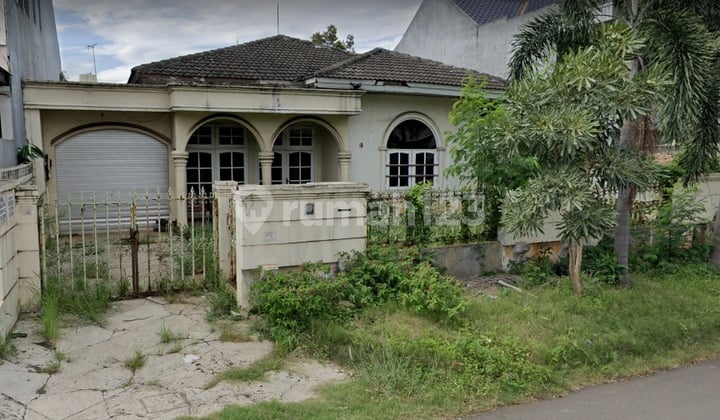 Tanah Luas Berlokasi Strategis di Prime Area Pondok Indah