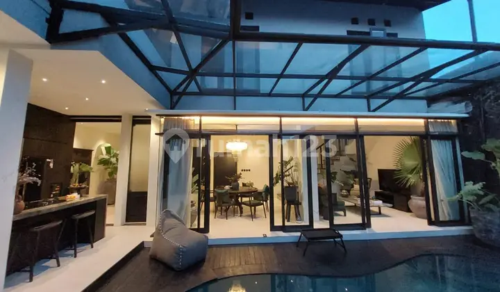 Stunning SHM - Freehold Title Furnished in Umalas, Kerobokan Excellent