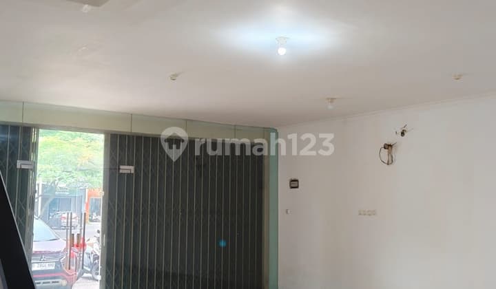Siap Pakai! Disewakan Ruko Grand Boulevard @ Harapan Indah Bekasi