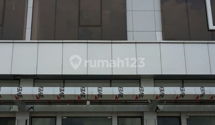 Dijual Rukan Strategis 3 Lantai di Jgc, Cocok untuk Bisnis dan Investasi (004)