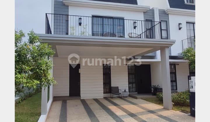 Dijual Rumah Cantik Full Furnished di Cluster Maison, ada Attic Room