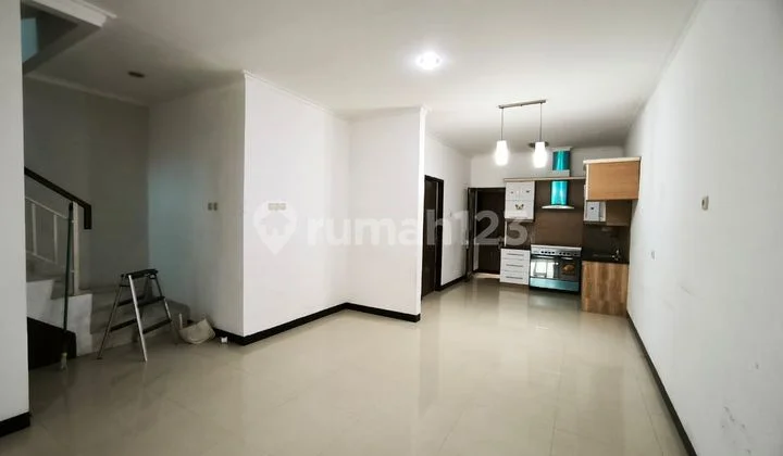 For Rent Minimalist House in Metland Menteng Cluster Valeria (007)