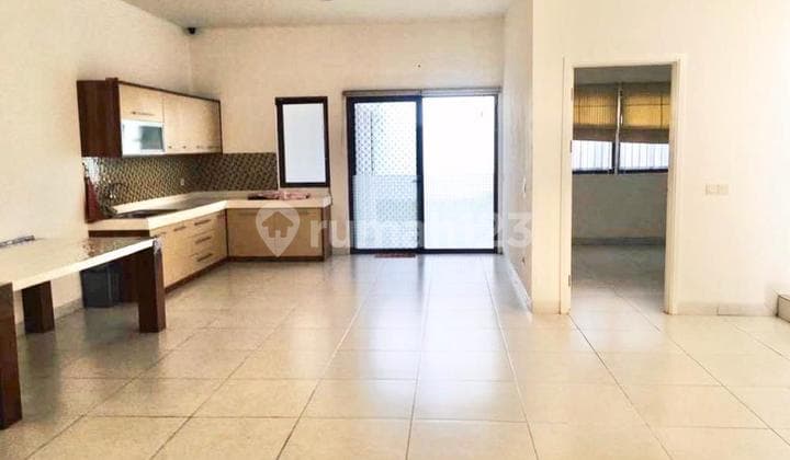 Dijual Rumah Modern Semi Furnish Plus 3 Unit Ac Cluster Alamanda, Jakarta Garden City, Cakung, 015