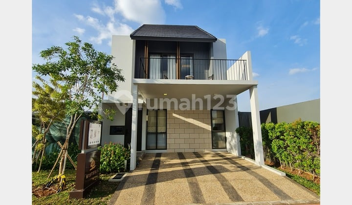Dijual Rumah Hunian Mewah 3 KT di Cluster Wisteria - Tipe A dengan Attic & Sky Balcony!