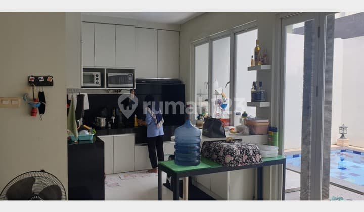 Dijual Rumah Mewah Siap Huni Ada Kolam Renang di Metland Menteng, Cakung, Jakarta Timur, 026