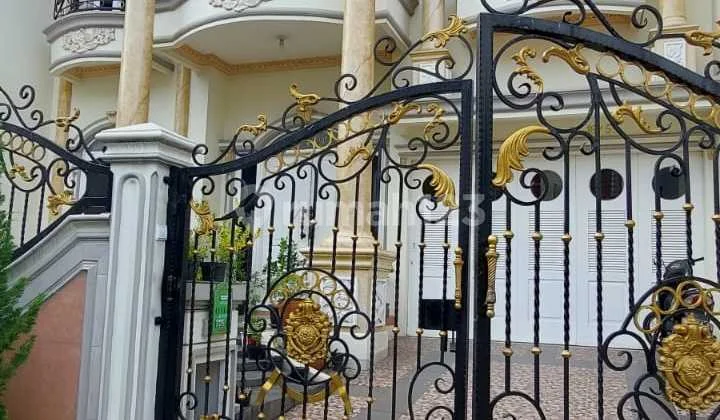 Dijual Rumah Cantik, Siap Huni, Bangunan Mandiri di Sapphire Pondok Hijau Golf Gading Serpong